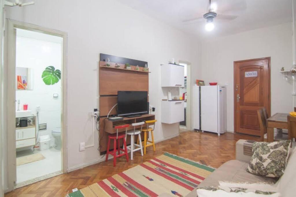 Apartamento Charmoso Na Praia De Copacabana Rio de Janeiro Bagian luar foto