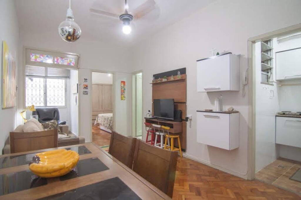 Apartamento Charmoso Na Praia De Copacabana Rio de Janeiro Bagian luar foto